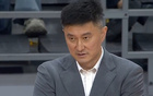 徐杰索絆倒迪亞洛，張明池挑釁，廣東球迷退場。